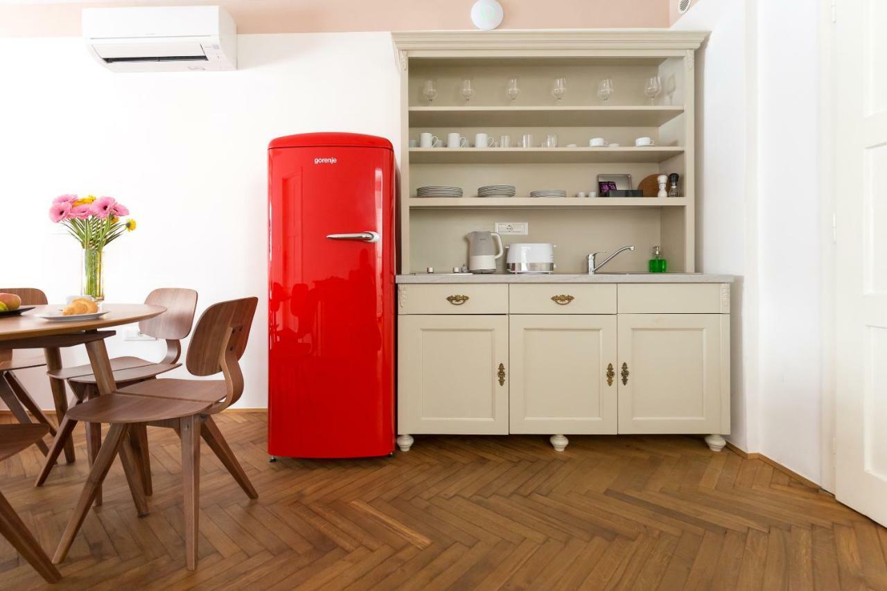Apartman Barbo Palace And *