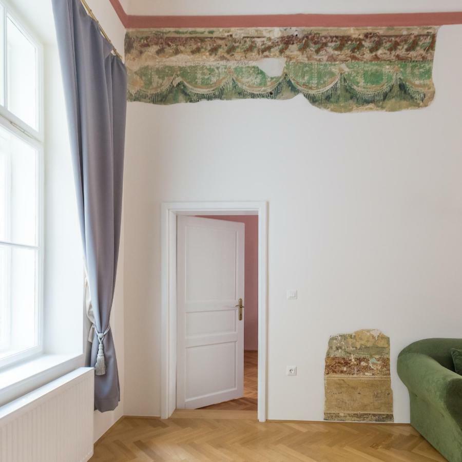 Barbo Palace And Apartman *