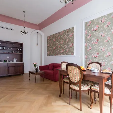 Barbo Palace Apartments And Rooms Lubiana Esterno foto