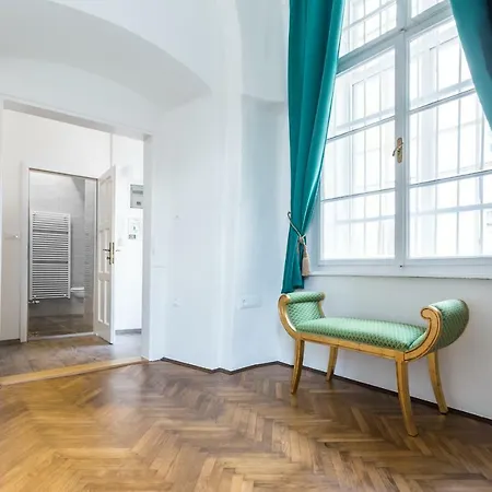 Barbo Palace Apartments And Rooms Lubiana Esterno foto
