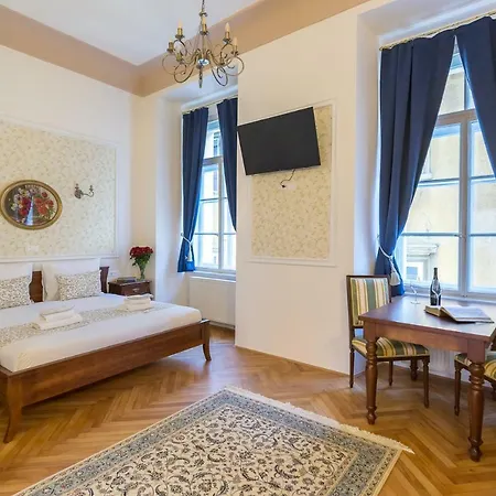 Barbo Palace Apartments And Rooms Lubiana Esterno foto