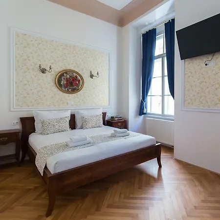 Barbo Palace Apartments And Rooms Lubiana Esterno foto