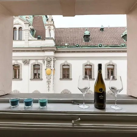 Barbo Palace Apartments And Rooms Lubiana Esterno foto