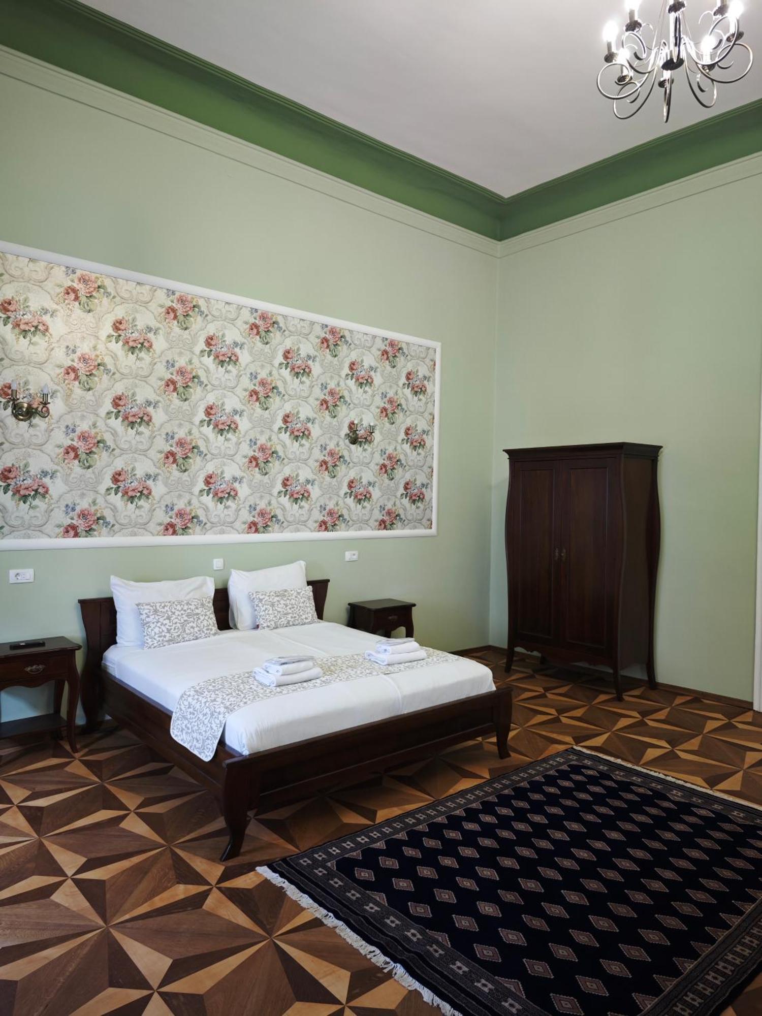Barbo Palace Apartments&rooms Apartmán *