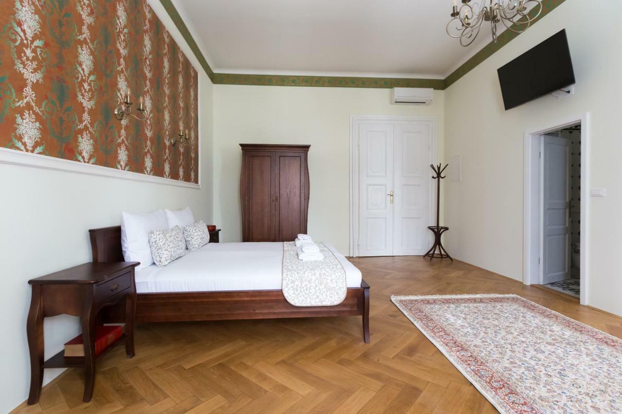 Barbo Palace Apartments&rooms Apartmán *
