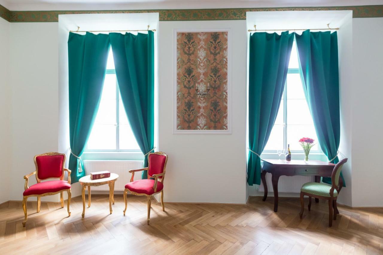 Barbo Palace Apartments&rooms *